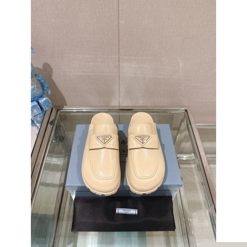 Pra*a slippers